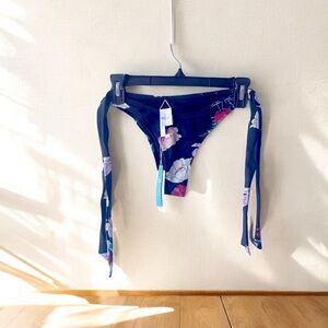 Cupshe Floral Bikini Bottom - Black and Multicolor